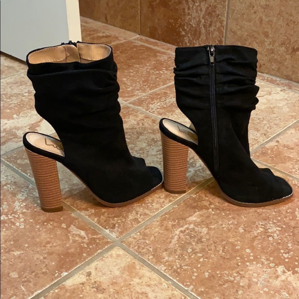 Lulu’s booties